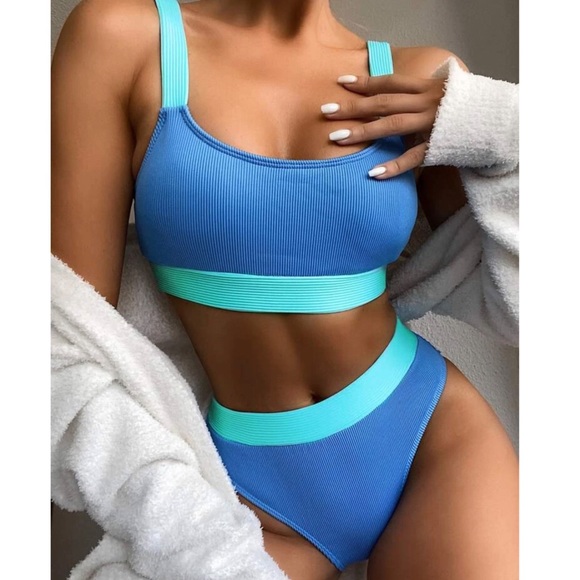 Blue Contrast Bikini - Picture 3 of 5